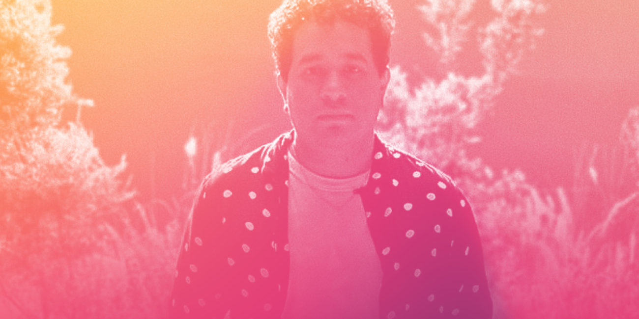 Omar Luna, known as Chicano, is a director and creative professional from Mexico City, specializing in advertising, cinema and music videos.